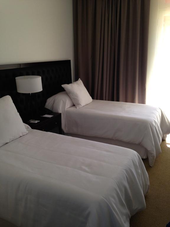 Real Hotel Lujan Екстериор снимка