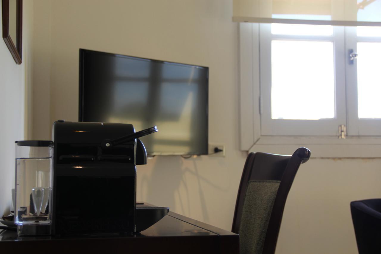 Real Hotel Lujan Екстериор снимка
